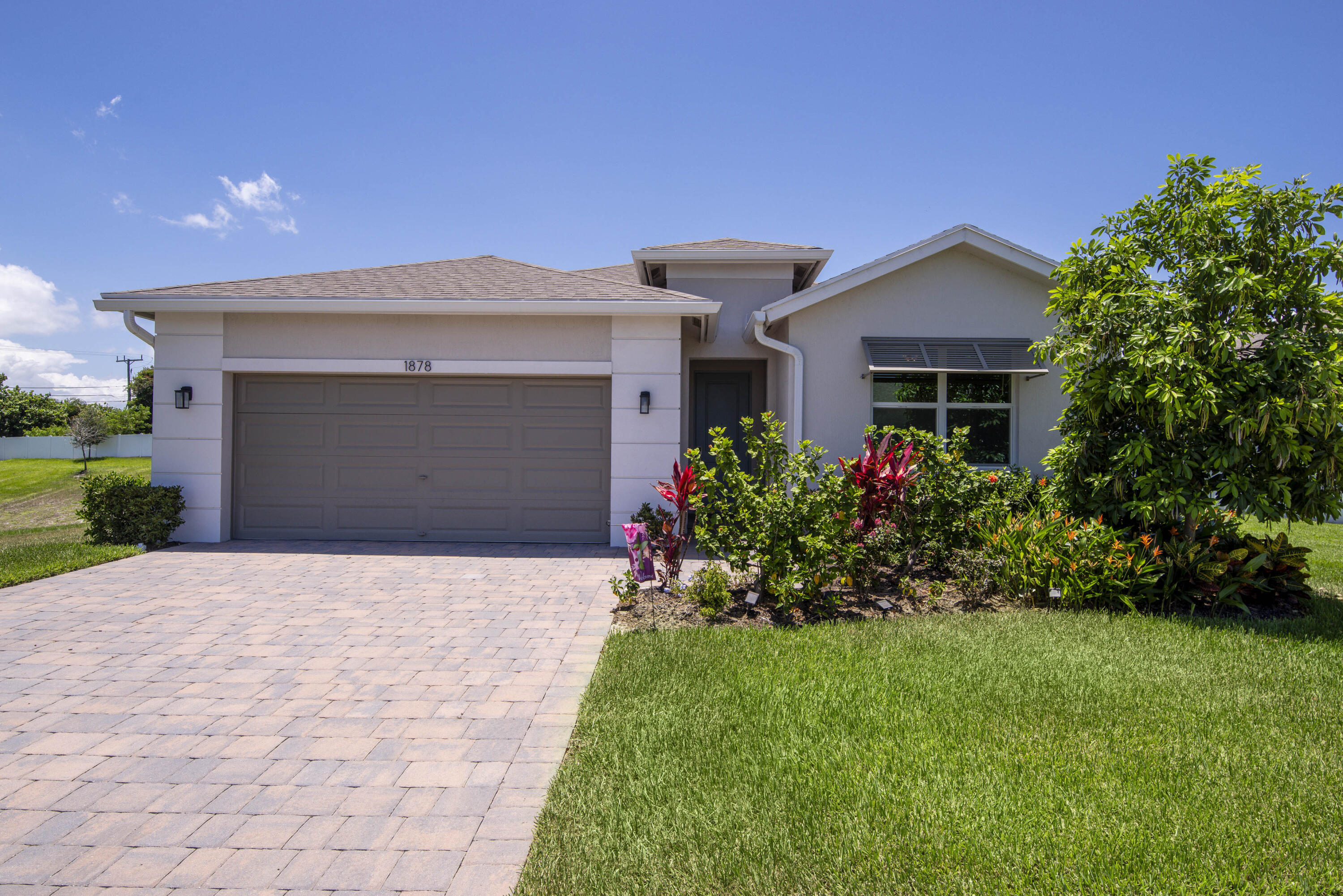 1878 NE Ocean Dunes Drive