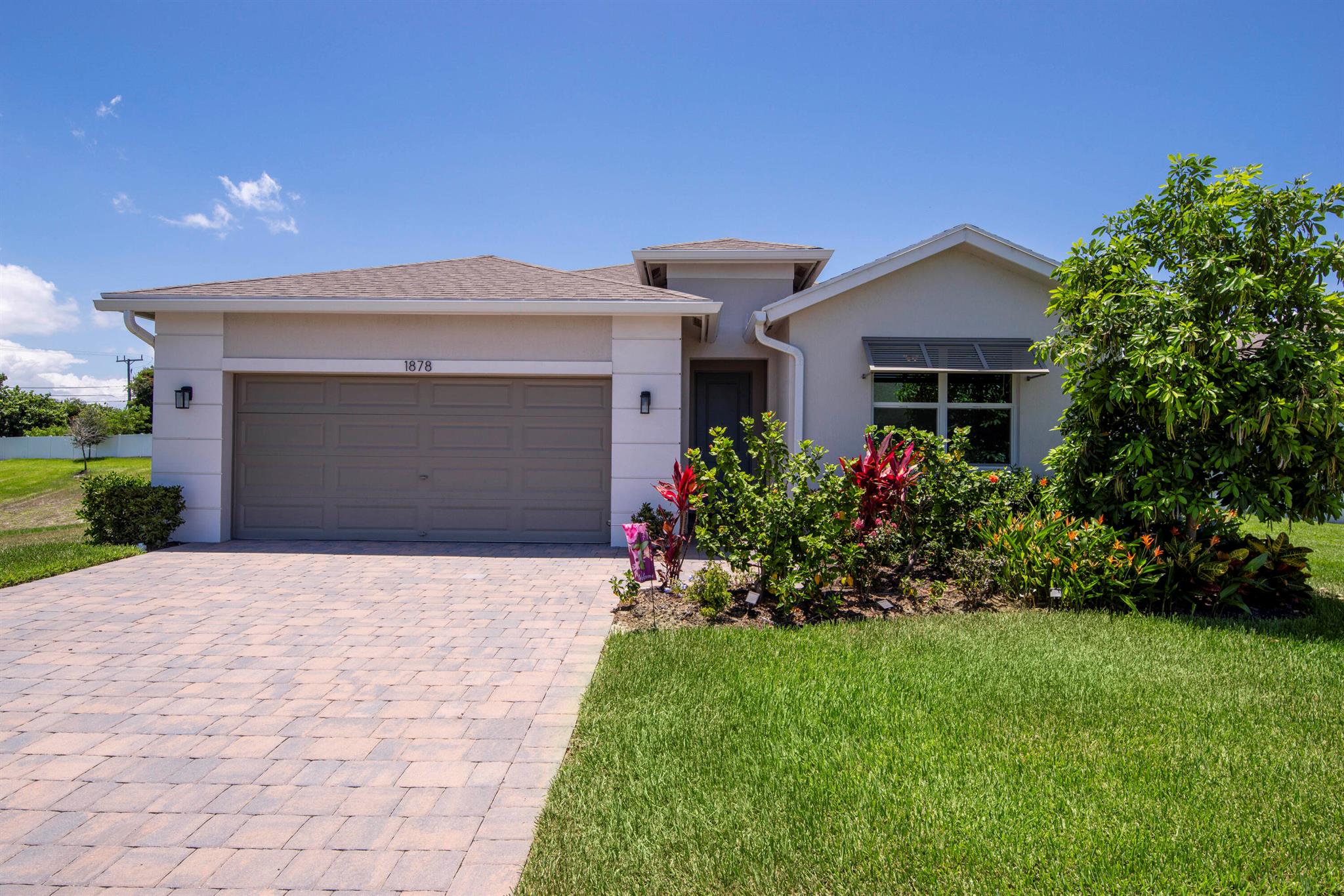 1878 NE Ocean Dunes Drive