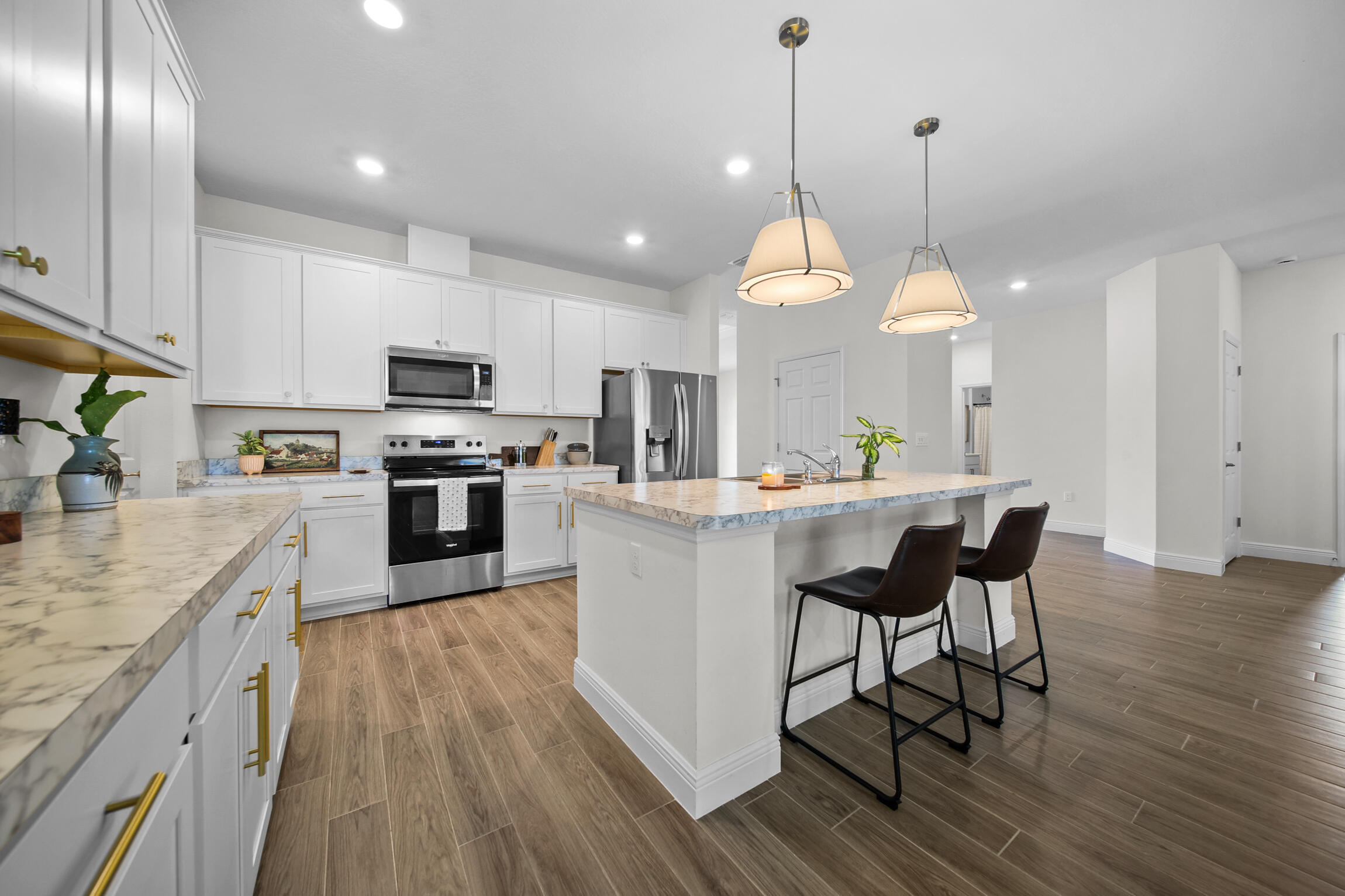 2306 SW Pamona Street