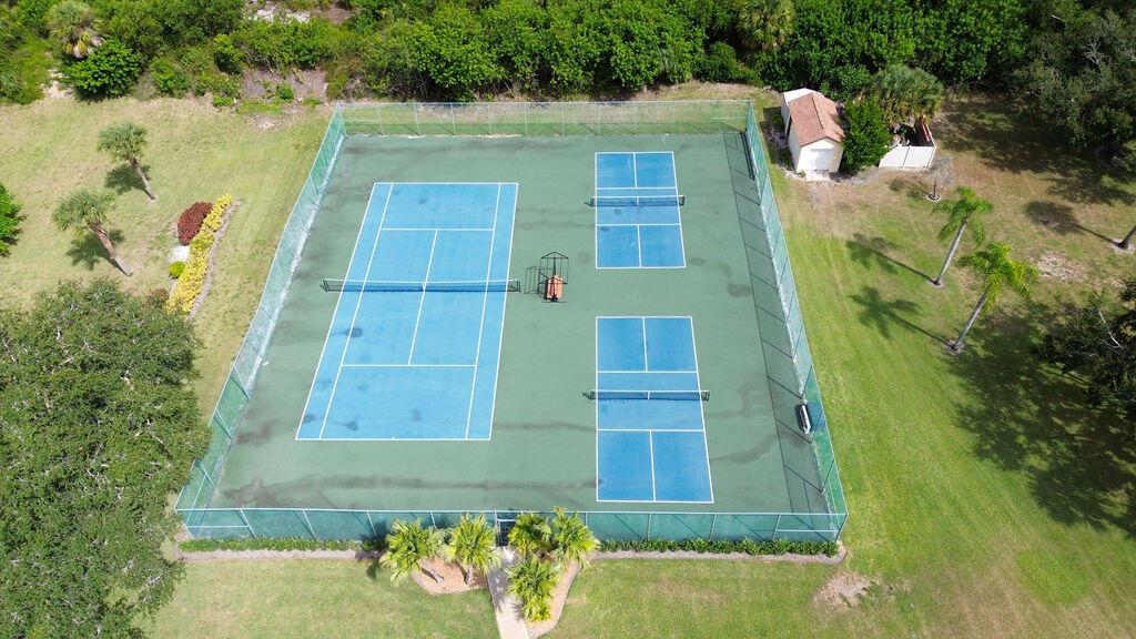 6980 SE Constitution Boulevard 203