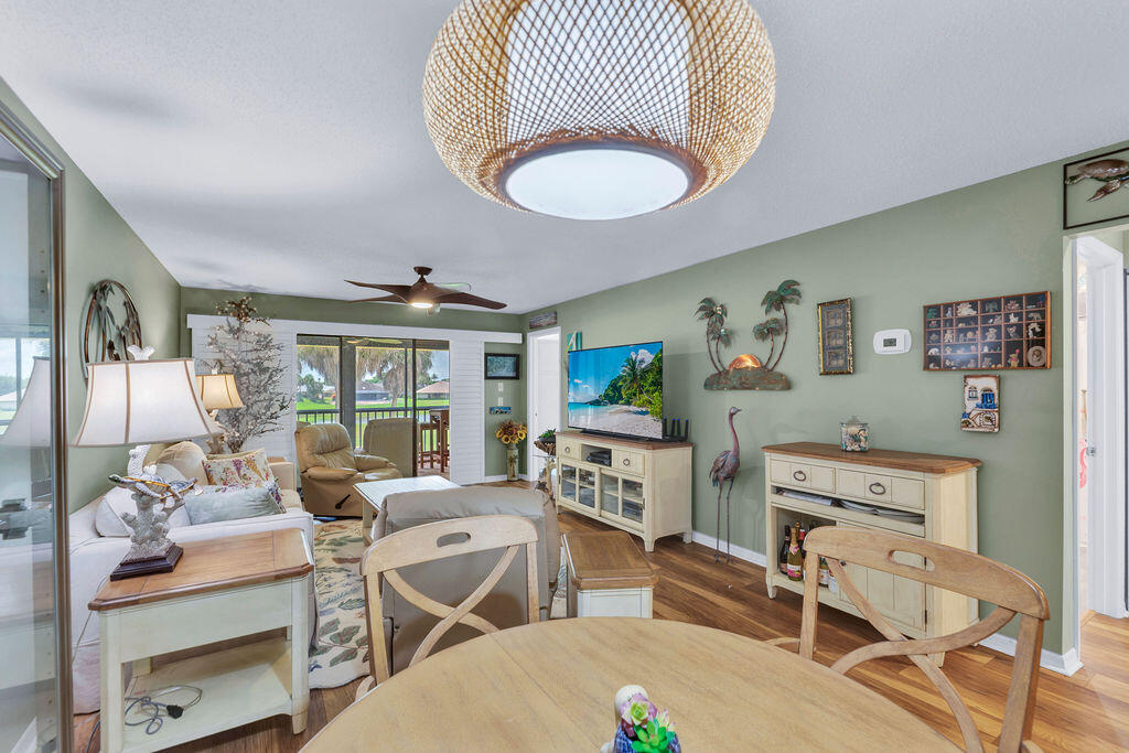 6980 SE Constitution Boulevard 203