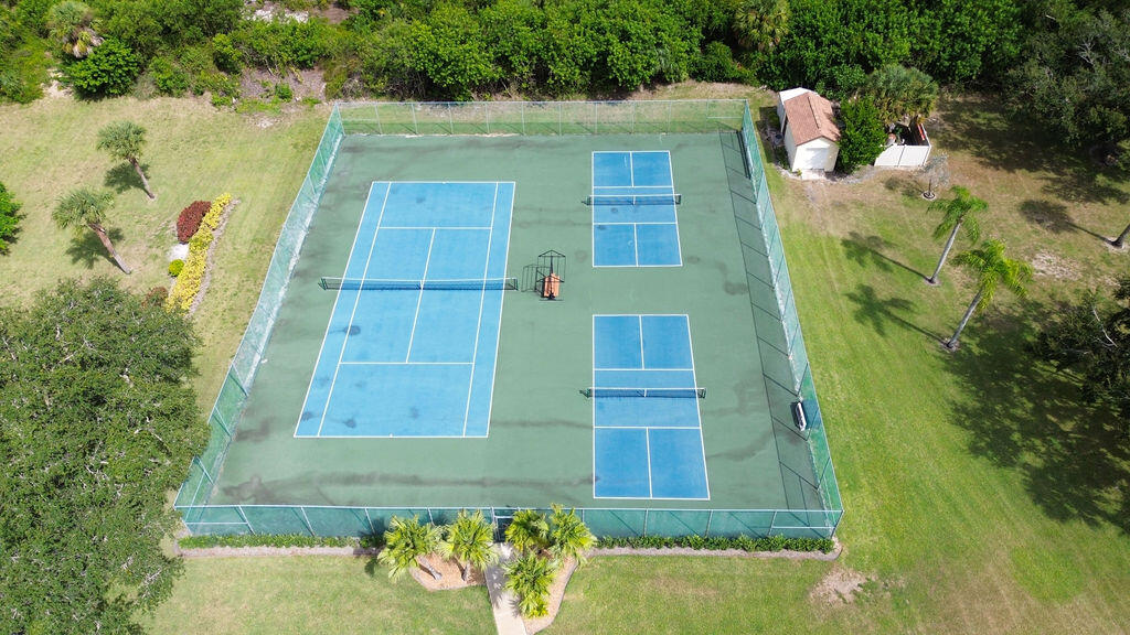 6980 SE Constitution Boulevard 203