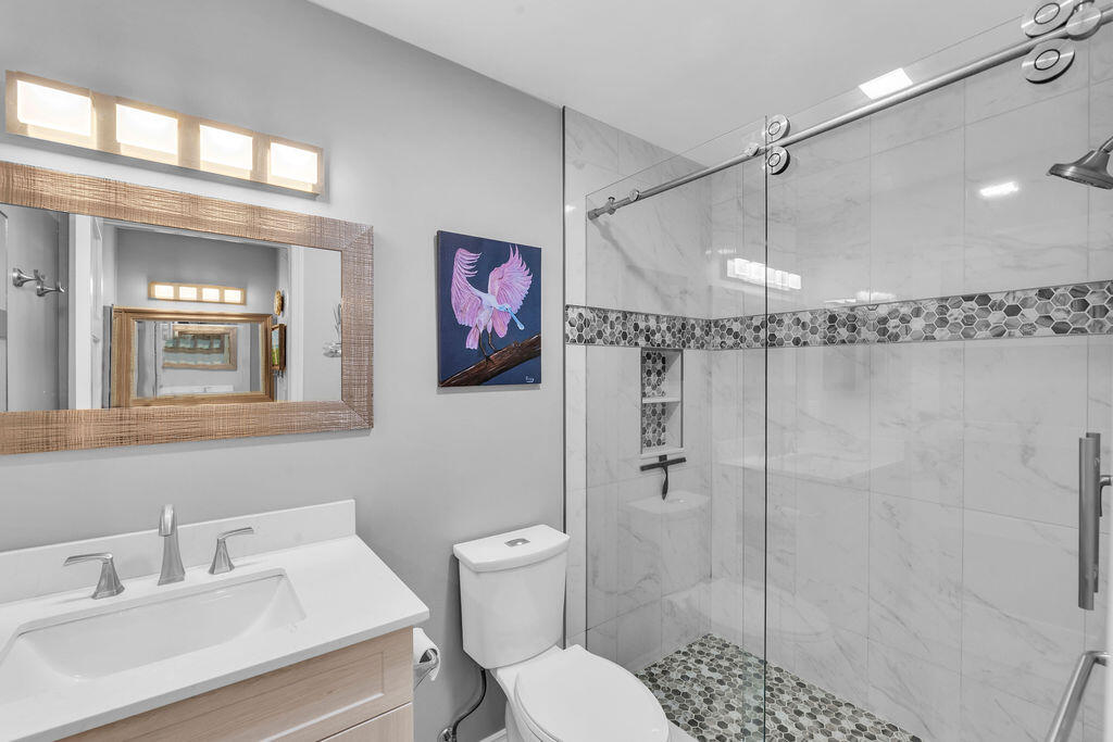 6980 SE Constitution Boulevard 203