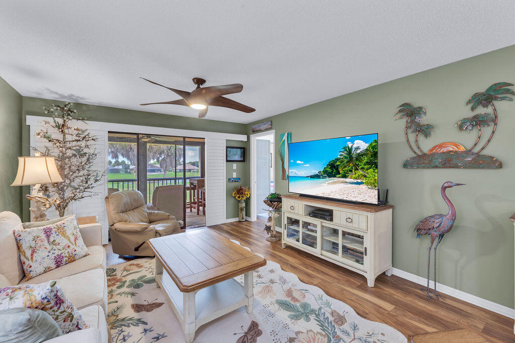 6980 SE Constitution Boulevard 203