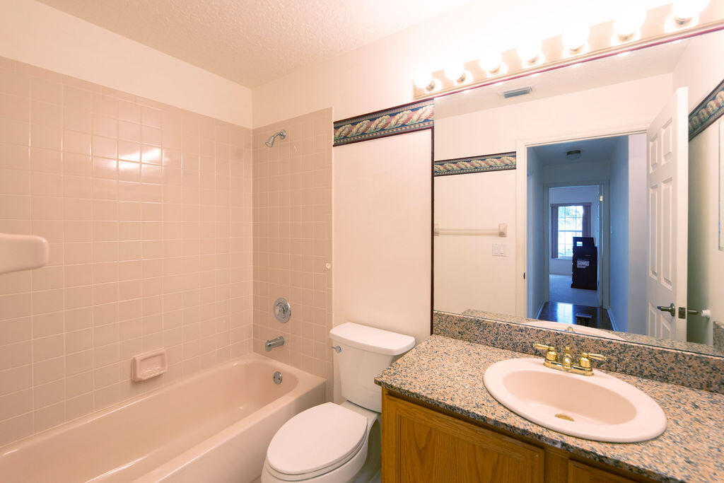 3373 SE East Snow Road