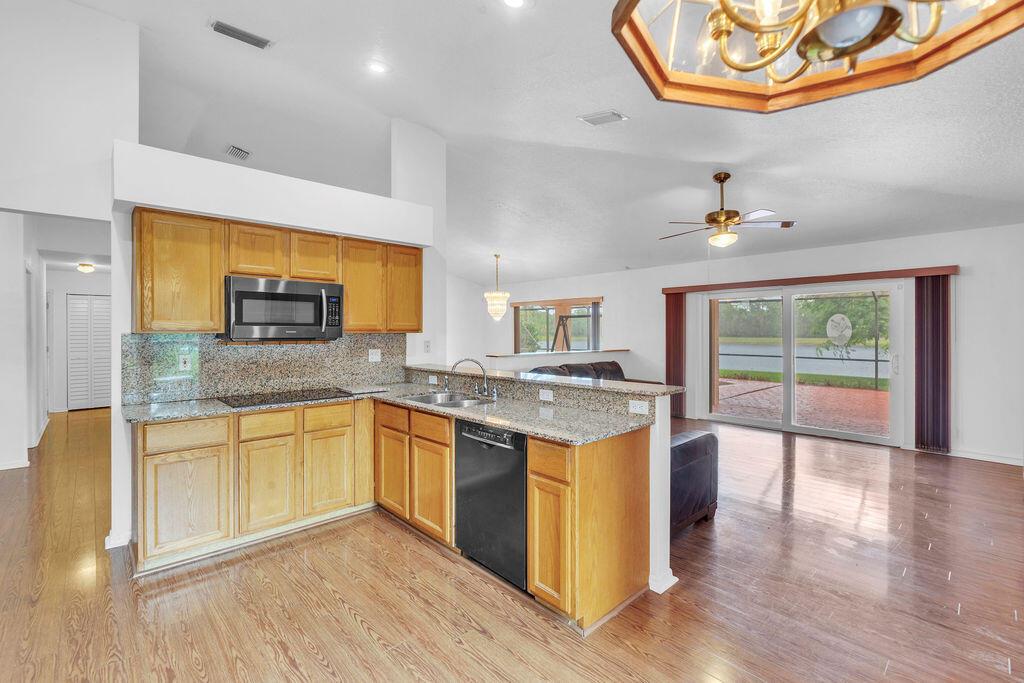 3373 SE East Snow Road