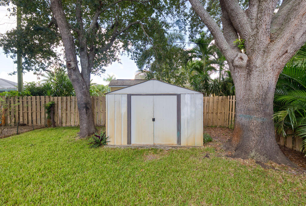 3362 SE East Snow Road