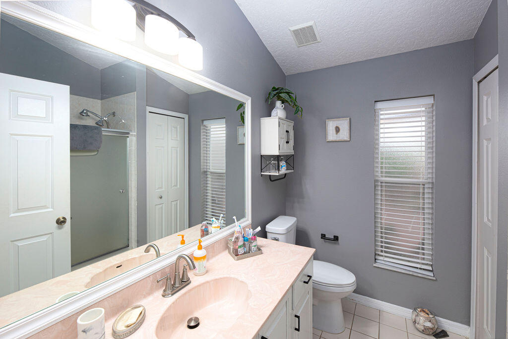 3362 SE East Snow Road