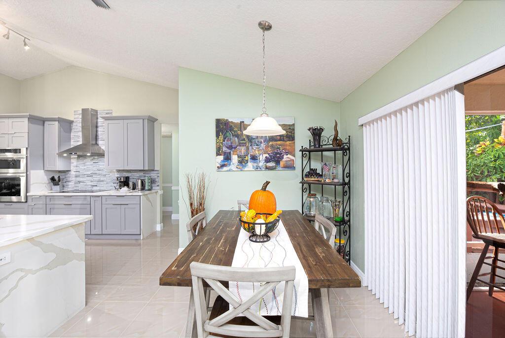 3362 SE East Snow Road