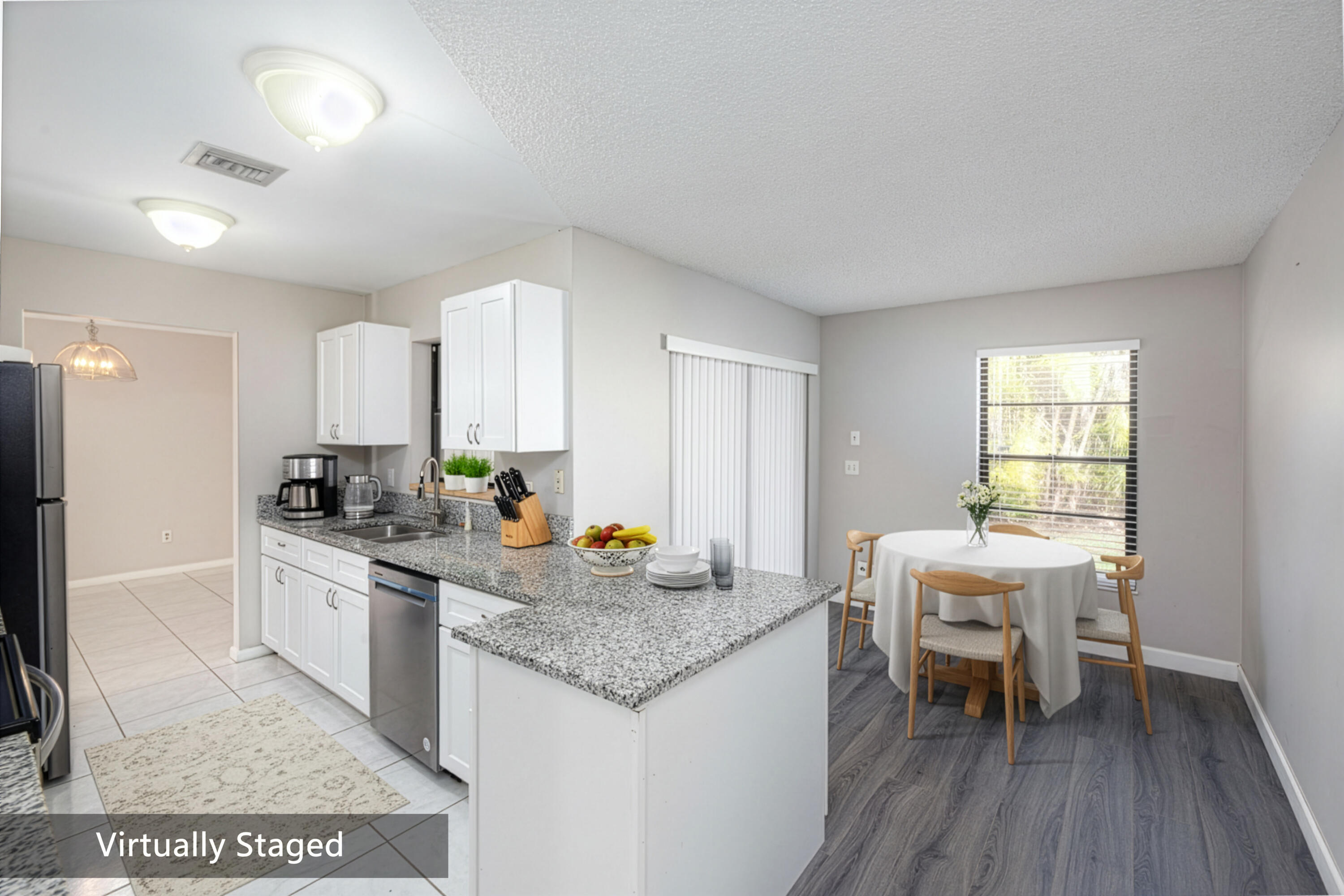 183 SW Airview Avenue