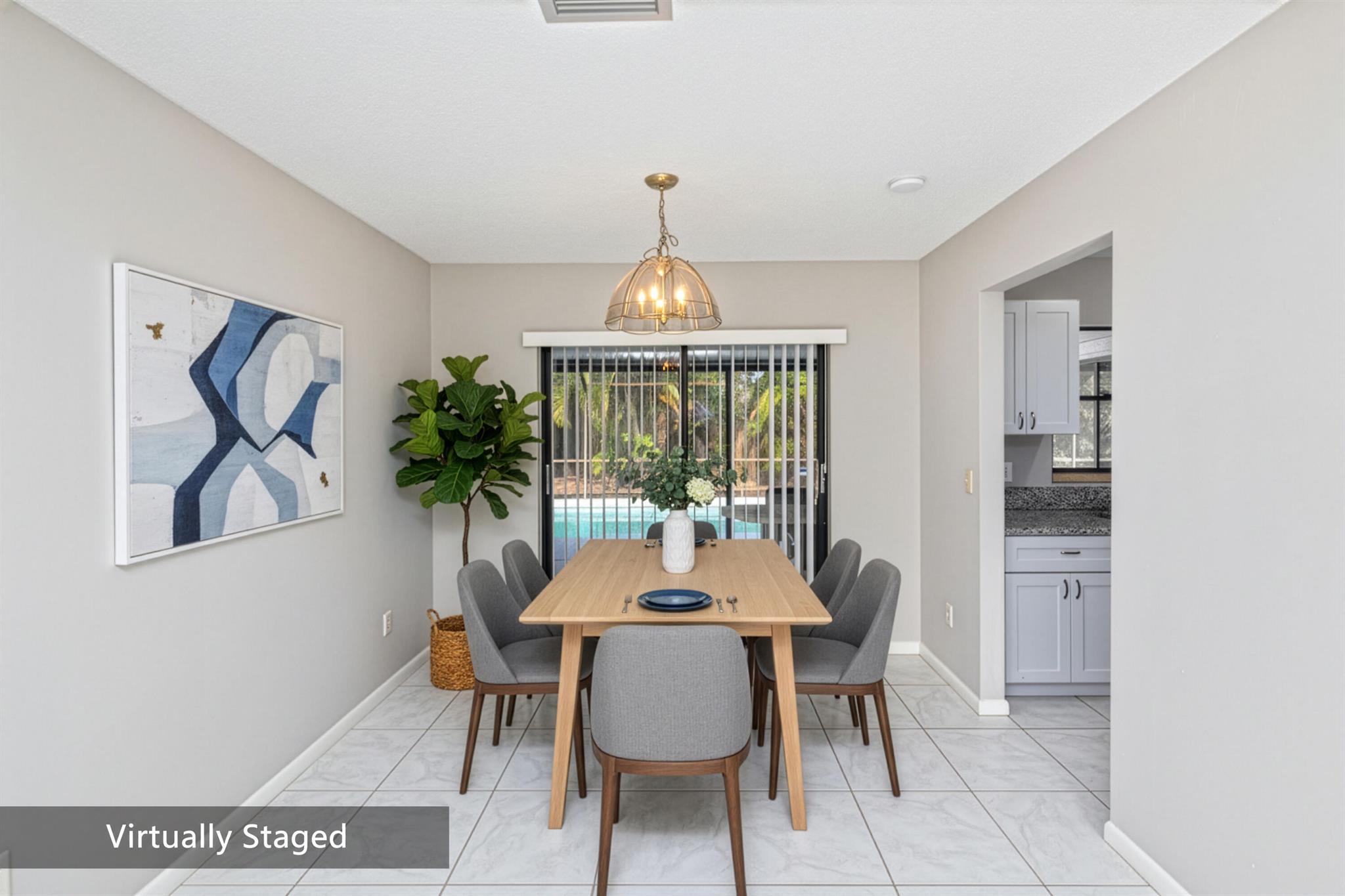 183 SW Airview Avenue