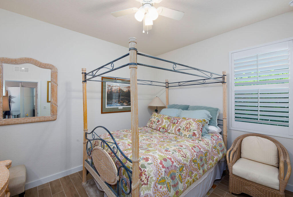 4480 NW Oakleaf Court