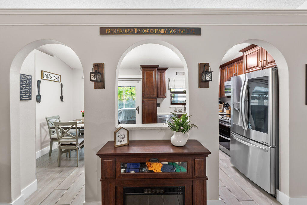 1838 SW Notre Dame Avenue, Port St. Lucie