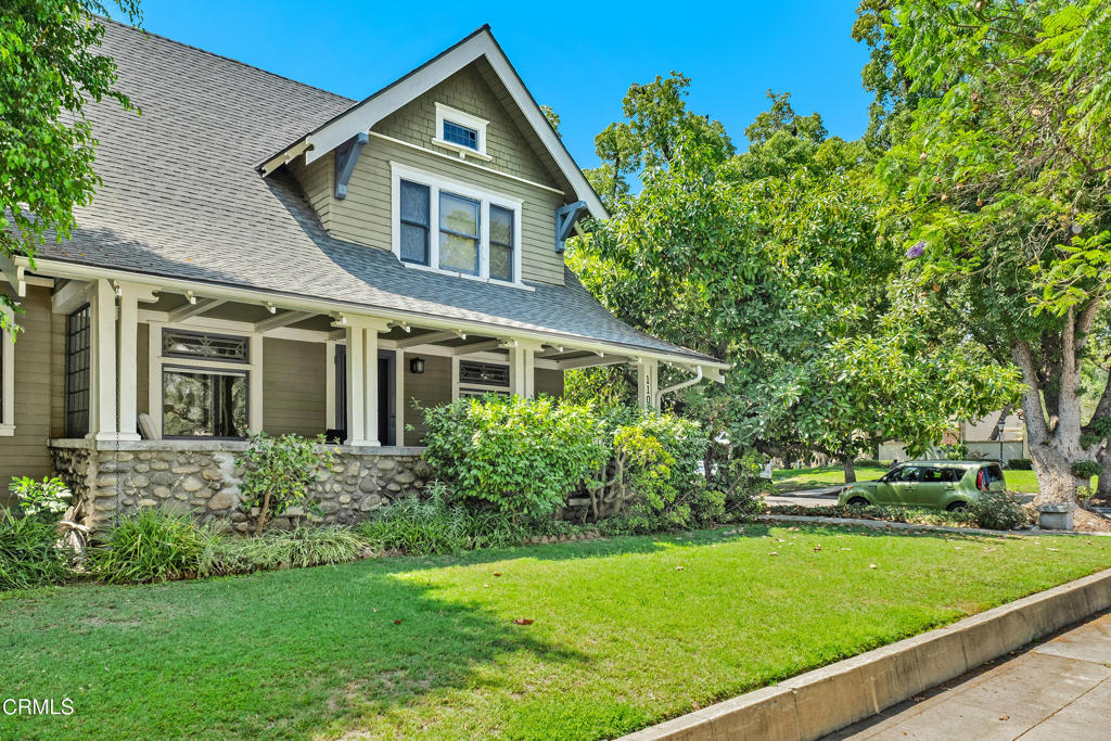 1103 Fairview Avenue