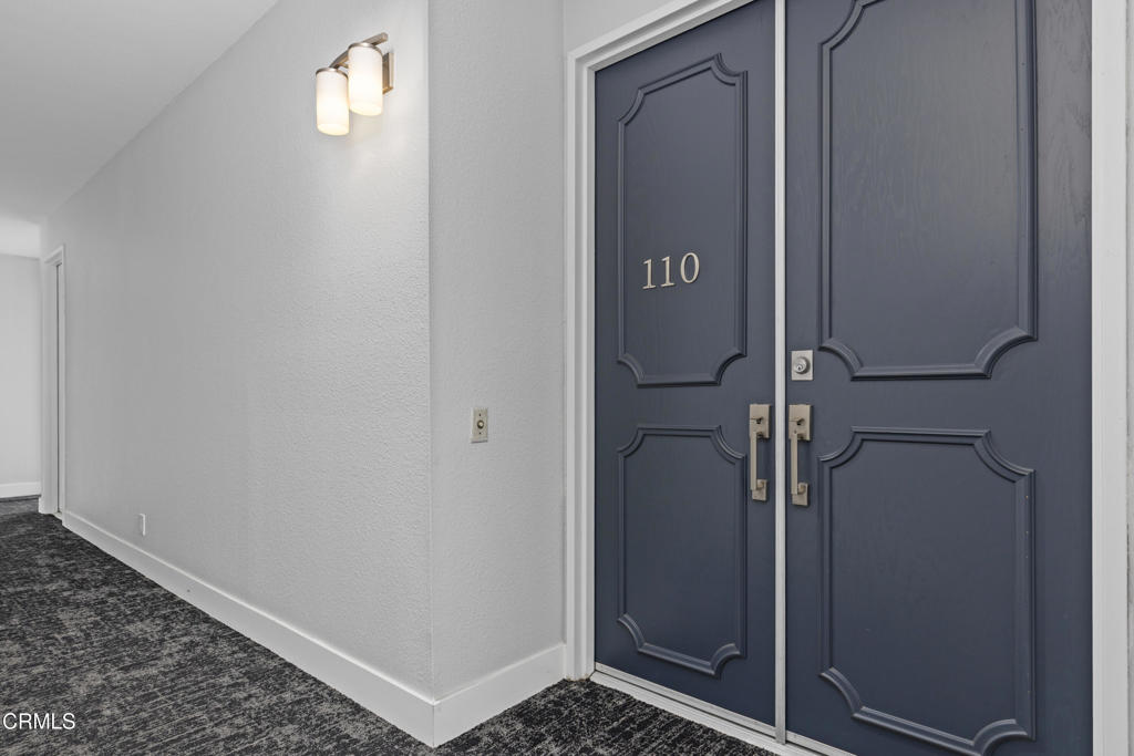 700 S Lake Avenue 110