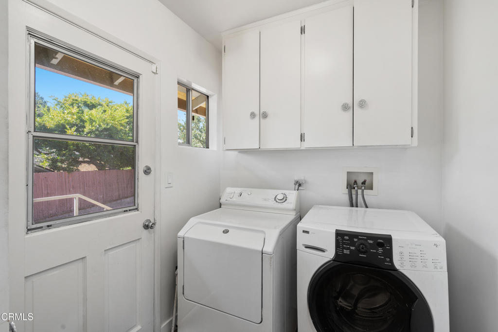 1930 Minoru Drive