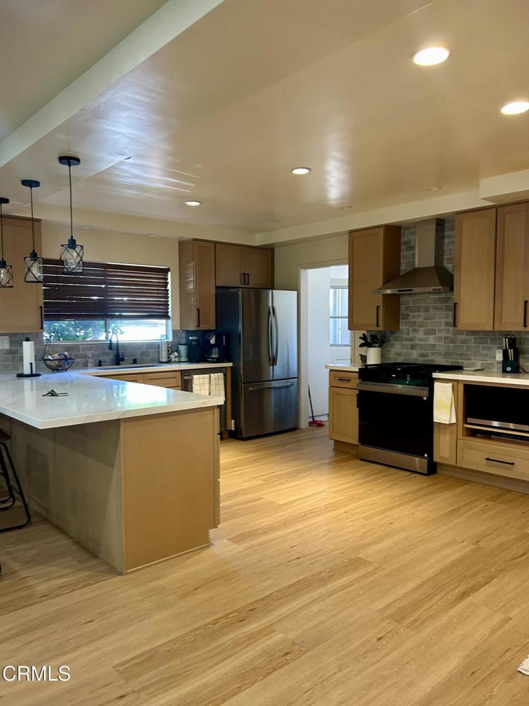 1930 Minoru Drive