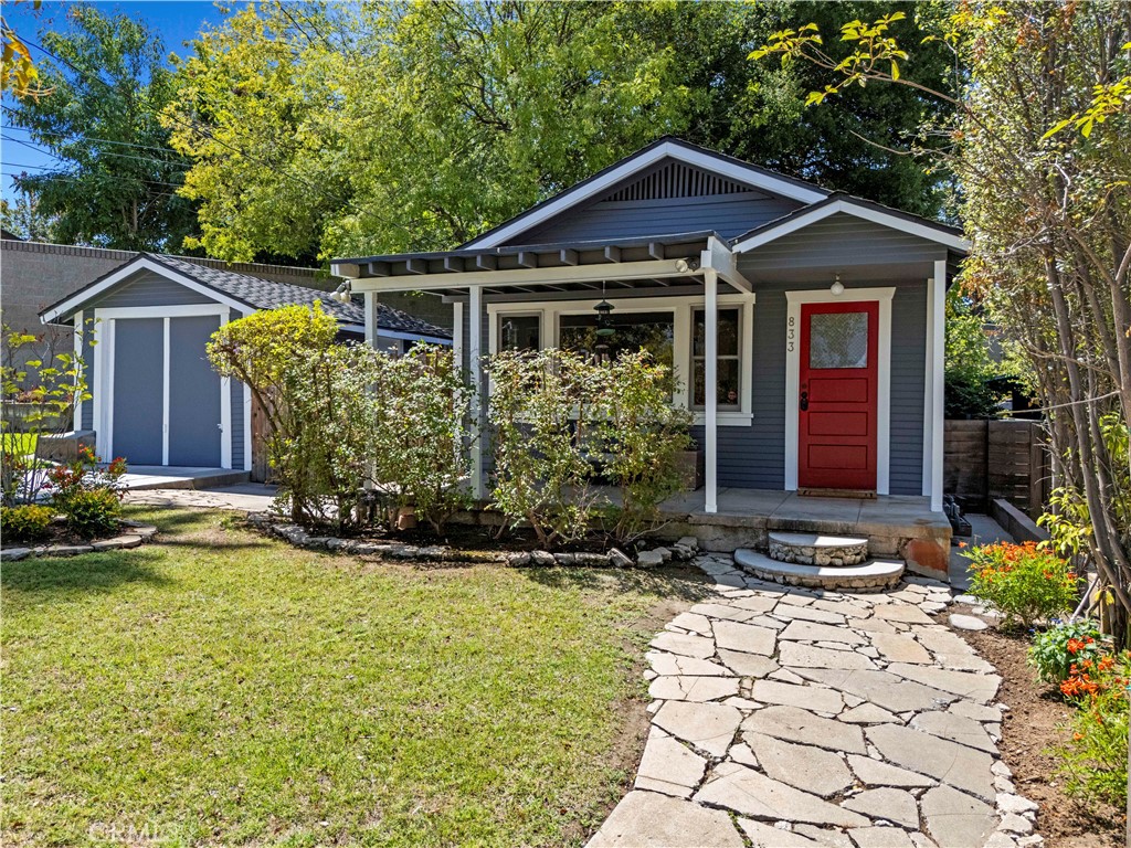 833 Orange Grove Place