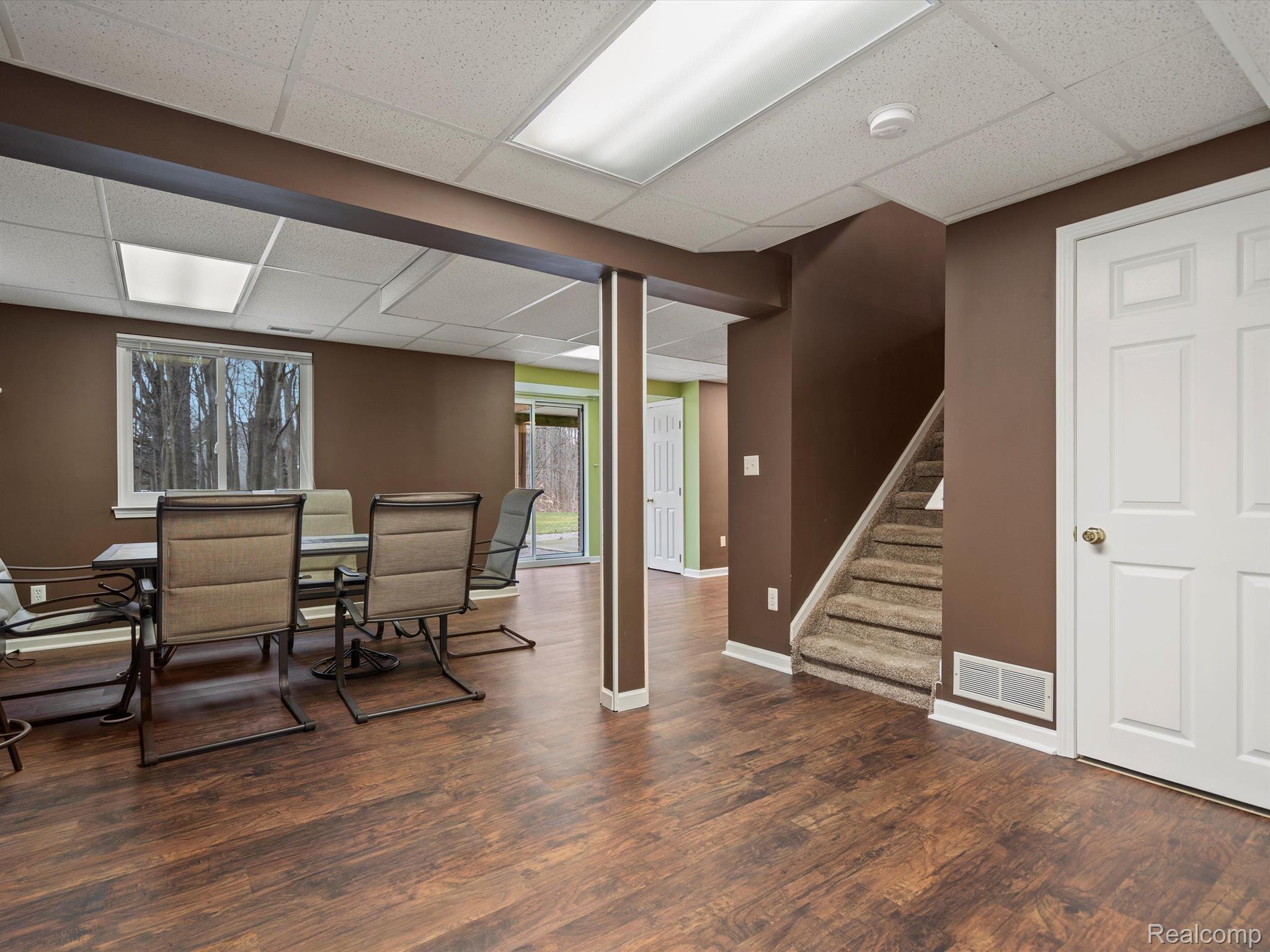 3584 BRIARBROOKE Lane