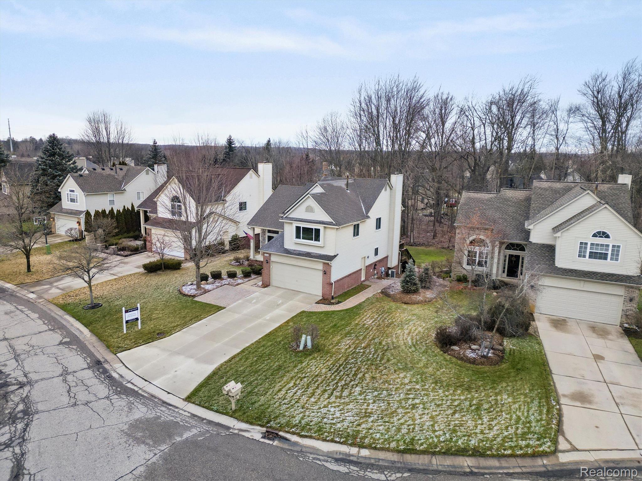 3584 BRIARBROOKE Lane