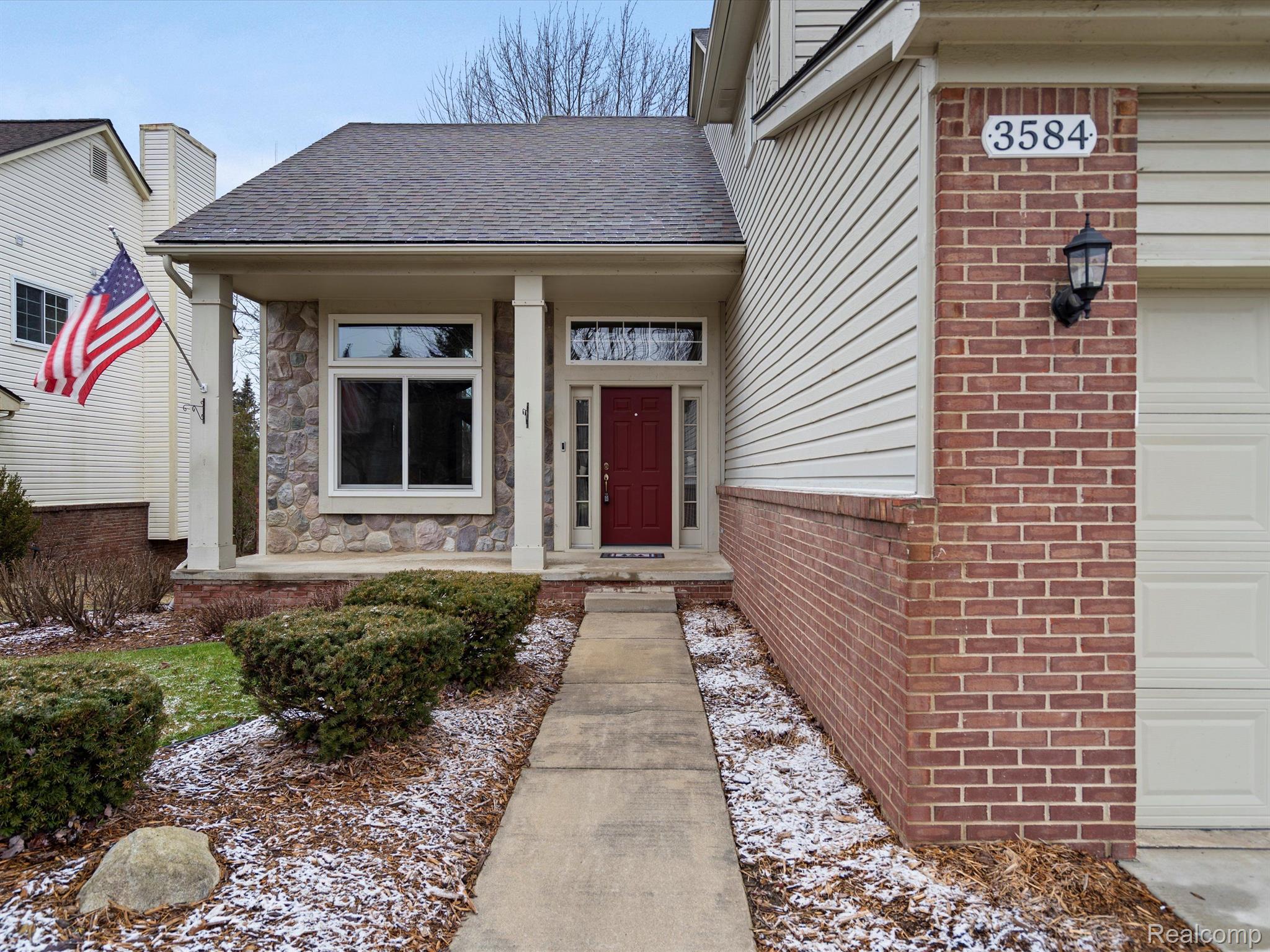 3584 BRIARBROOKE Lane