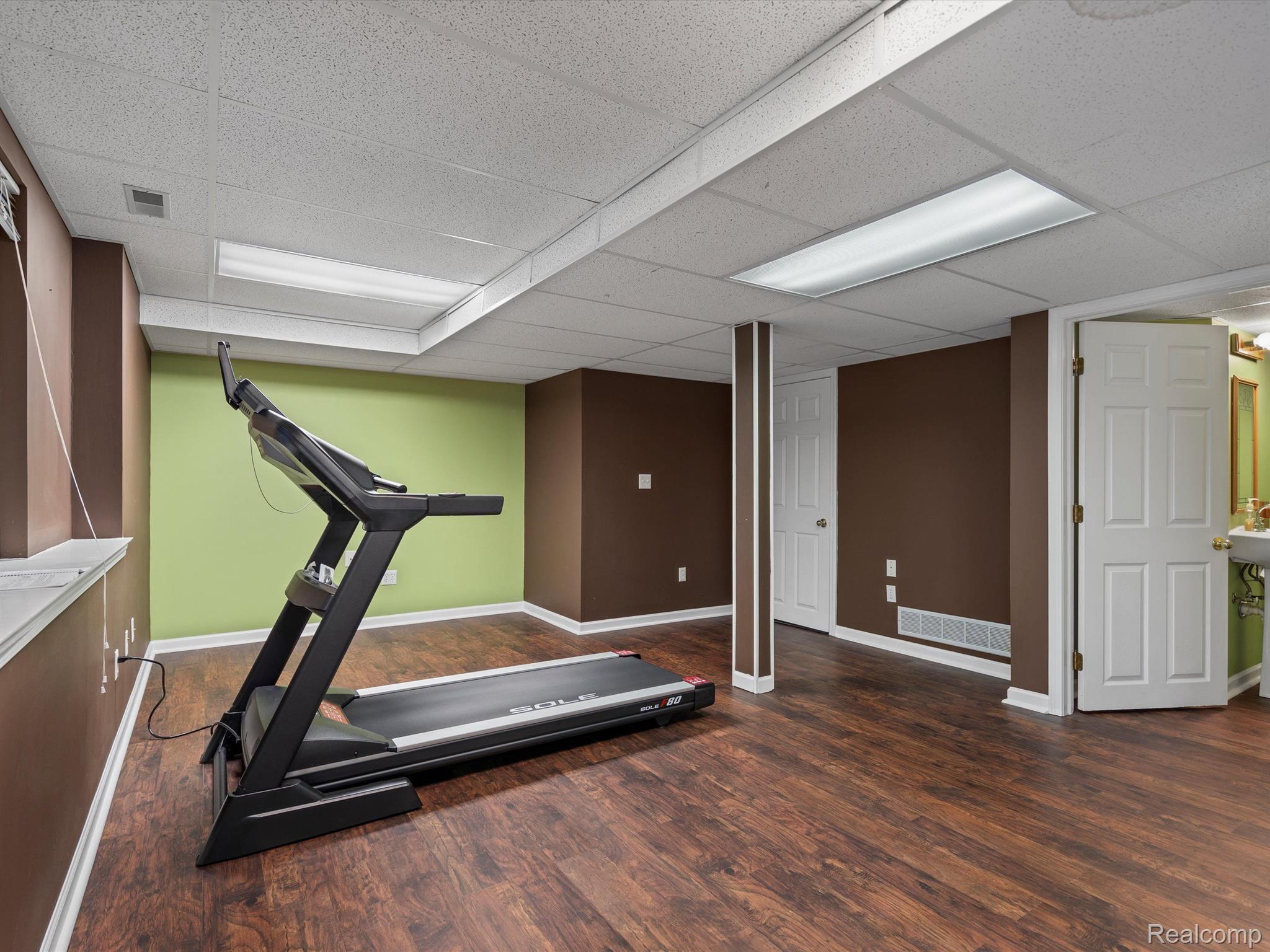 3584 BRIARBROOKE Lane