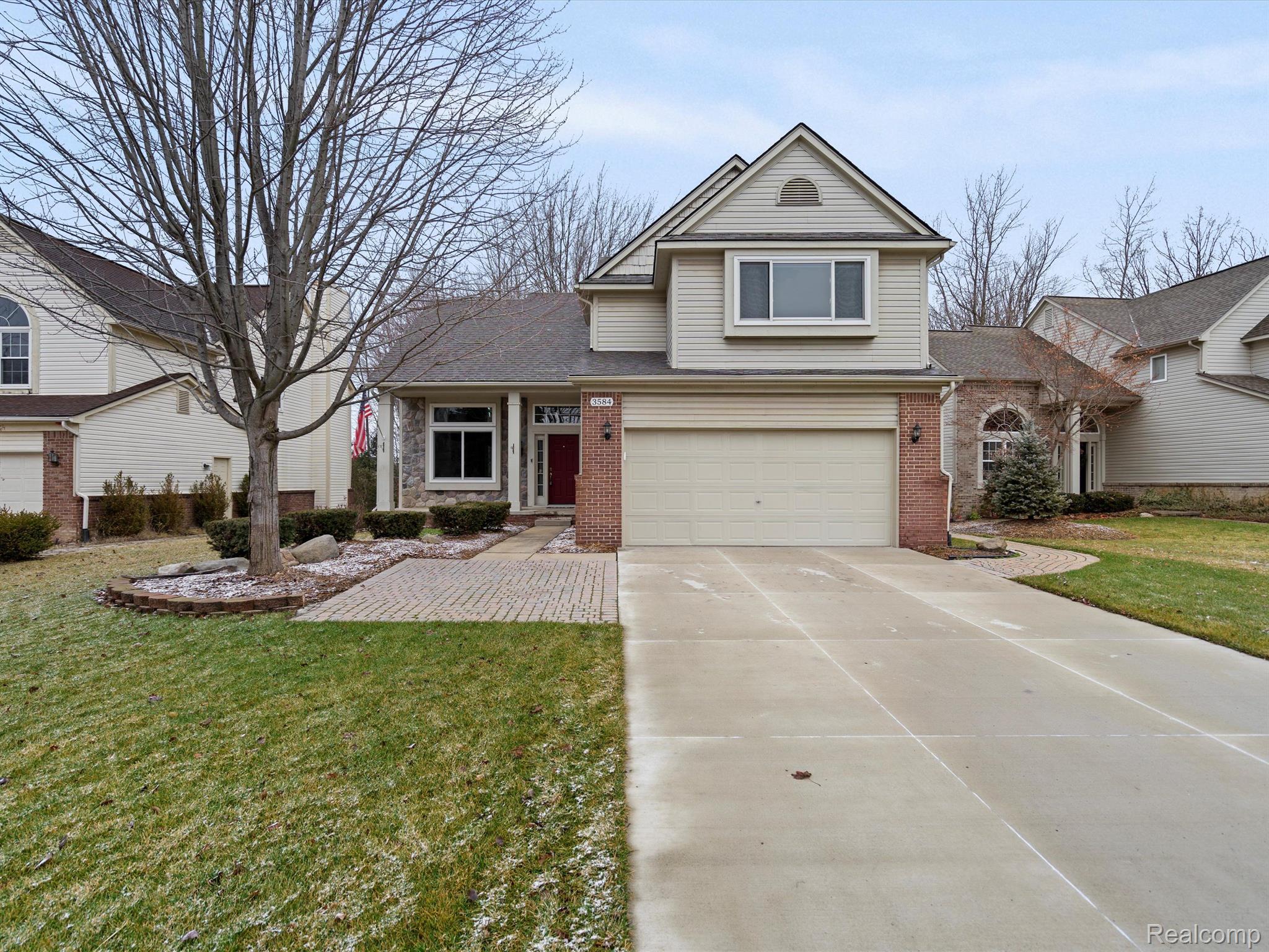 3584 BRIARBROOKE Lane