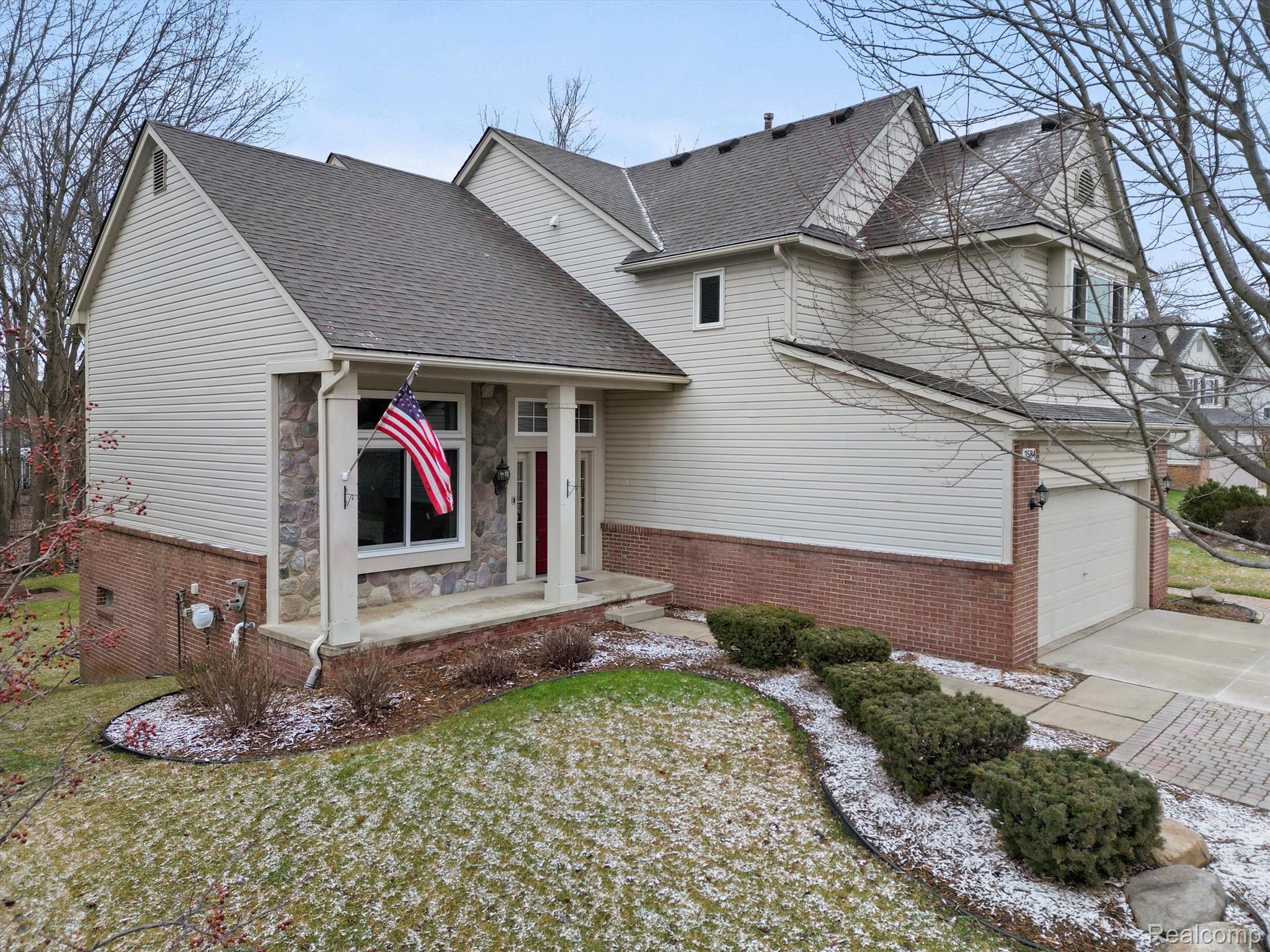 3584 BRIARBROOKE Lane