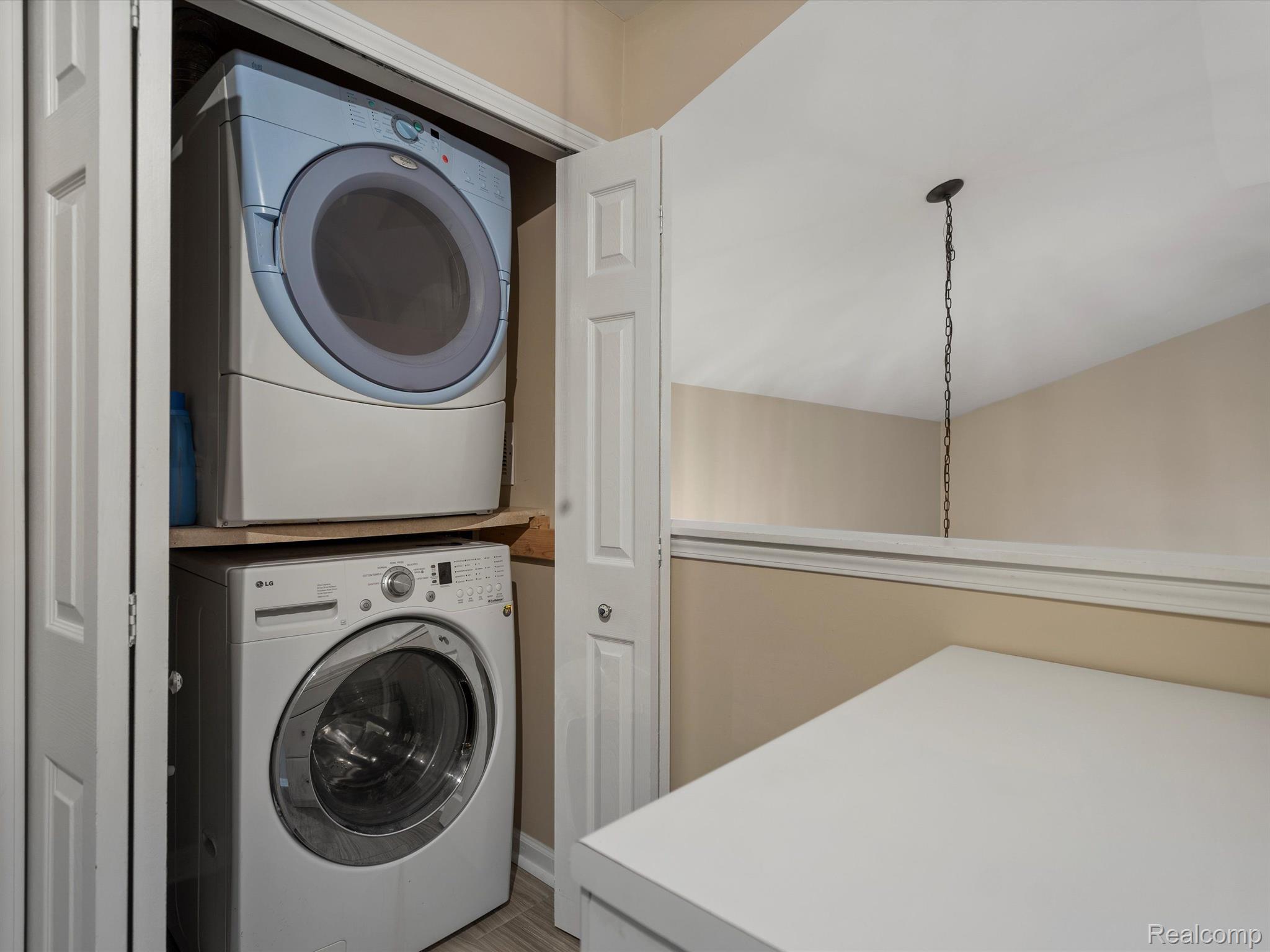 3584 BRIARBROOKE Lane