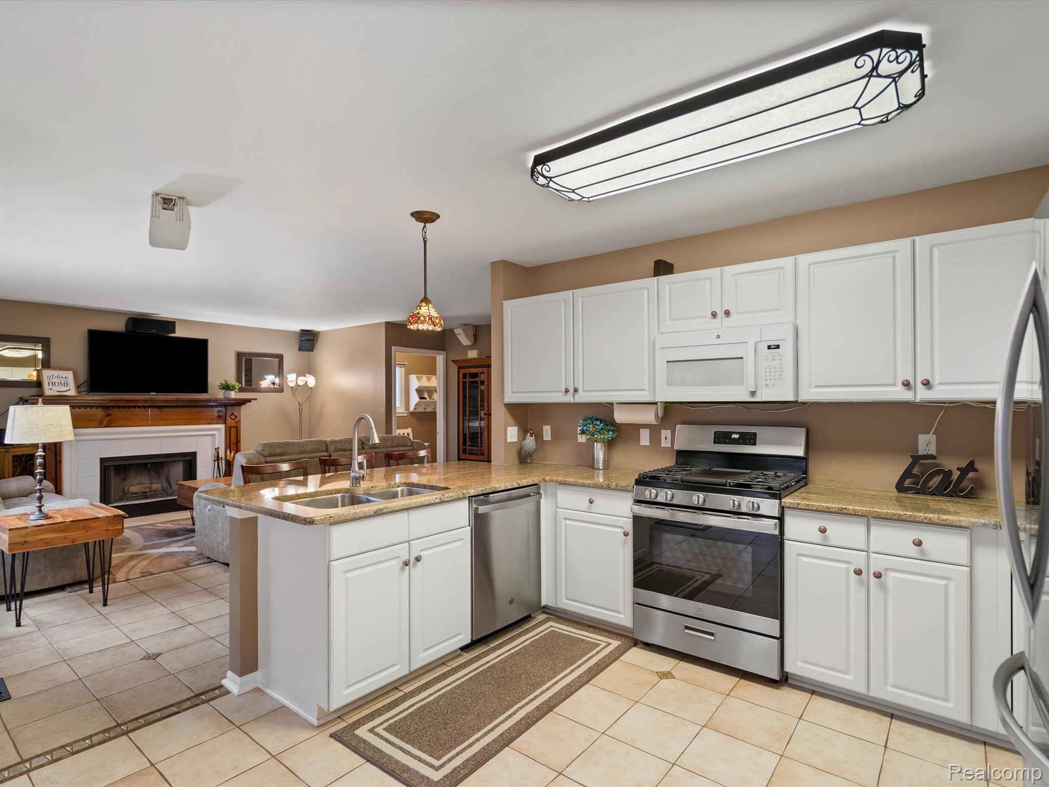 3584 BRIARBROOKE Lane