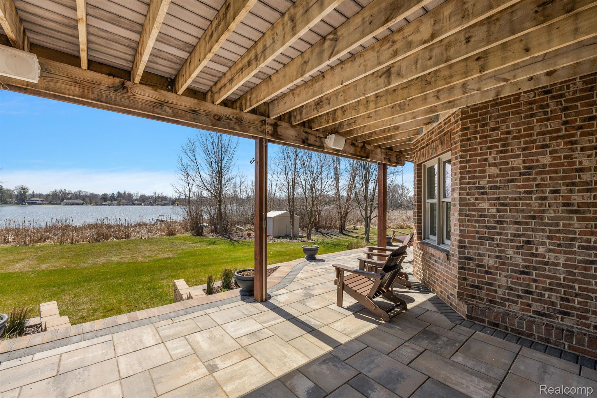 2087 CLIFFSIDE Drive