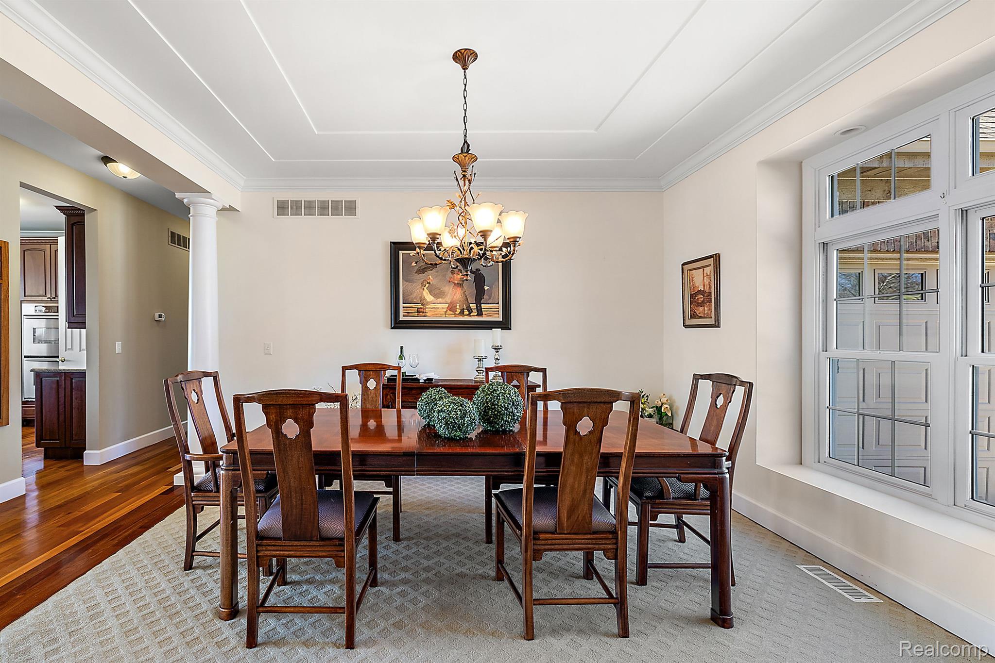 2087 CLIFFSIDE Drive