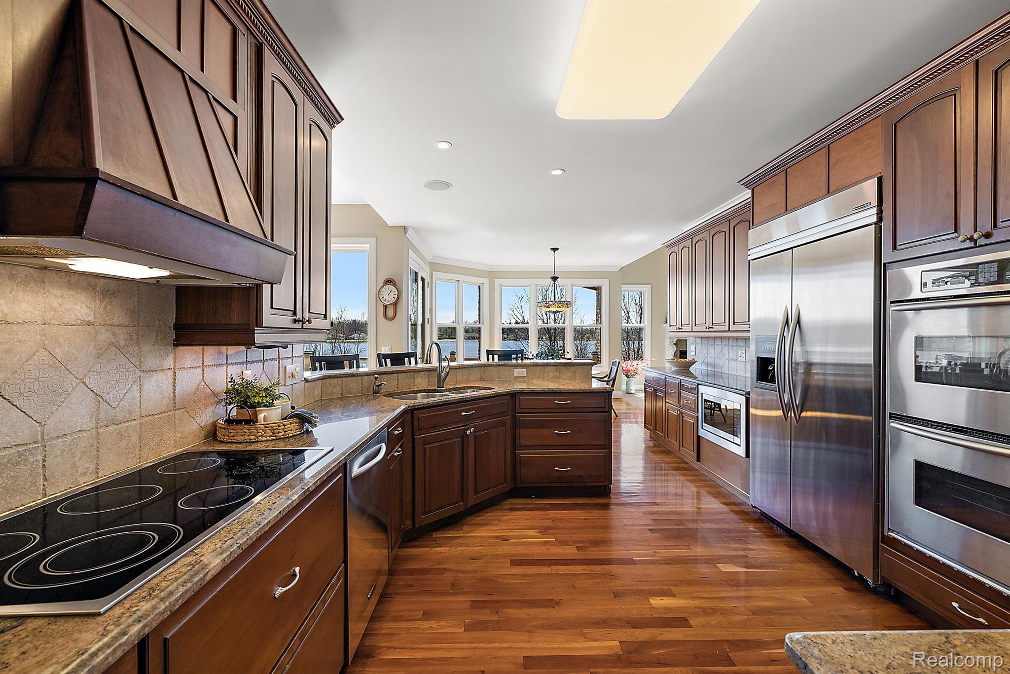 2087 CLIFFSIDE Drive