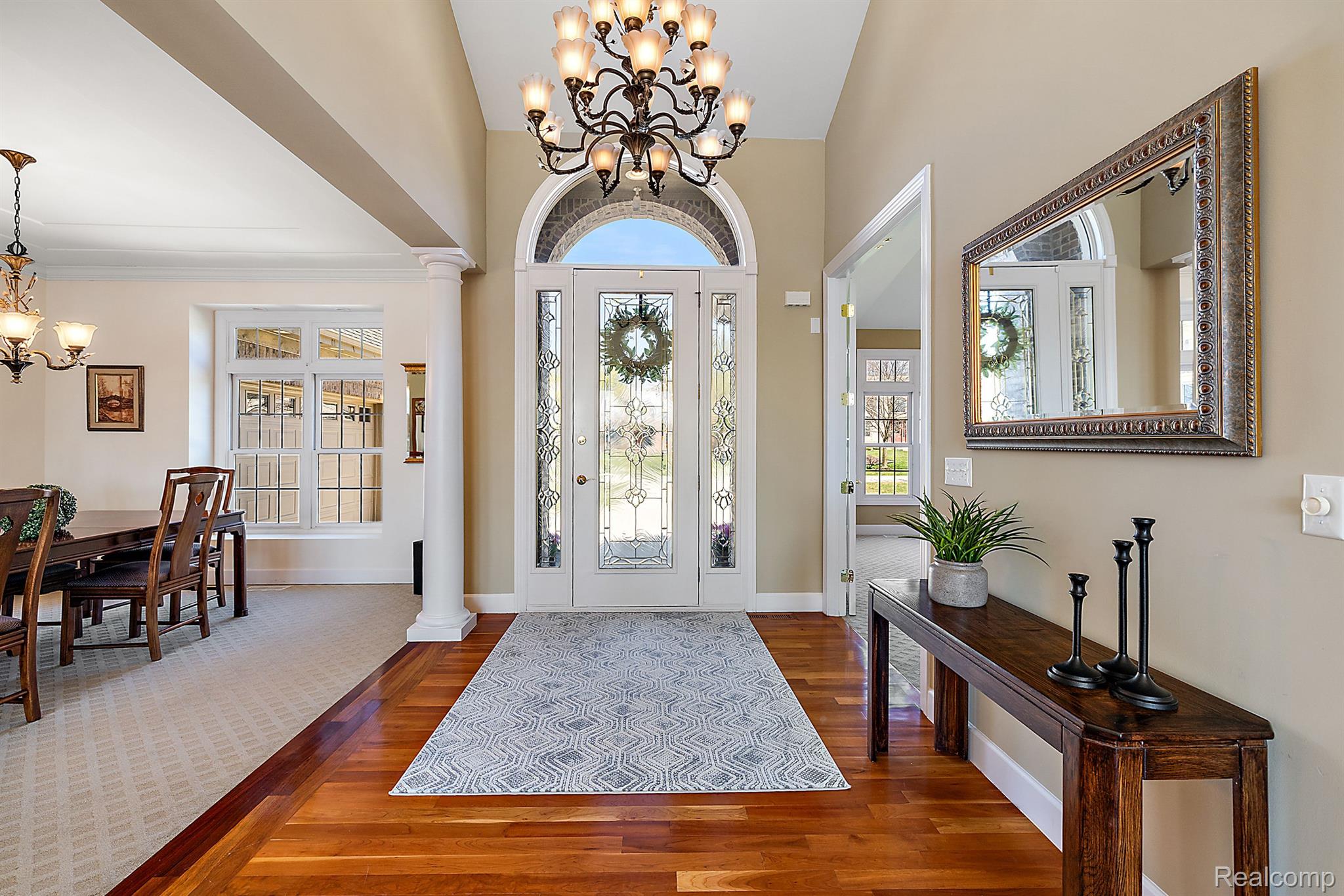 2087 CLIFFSIDE Drive