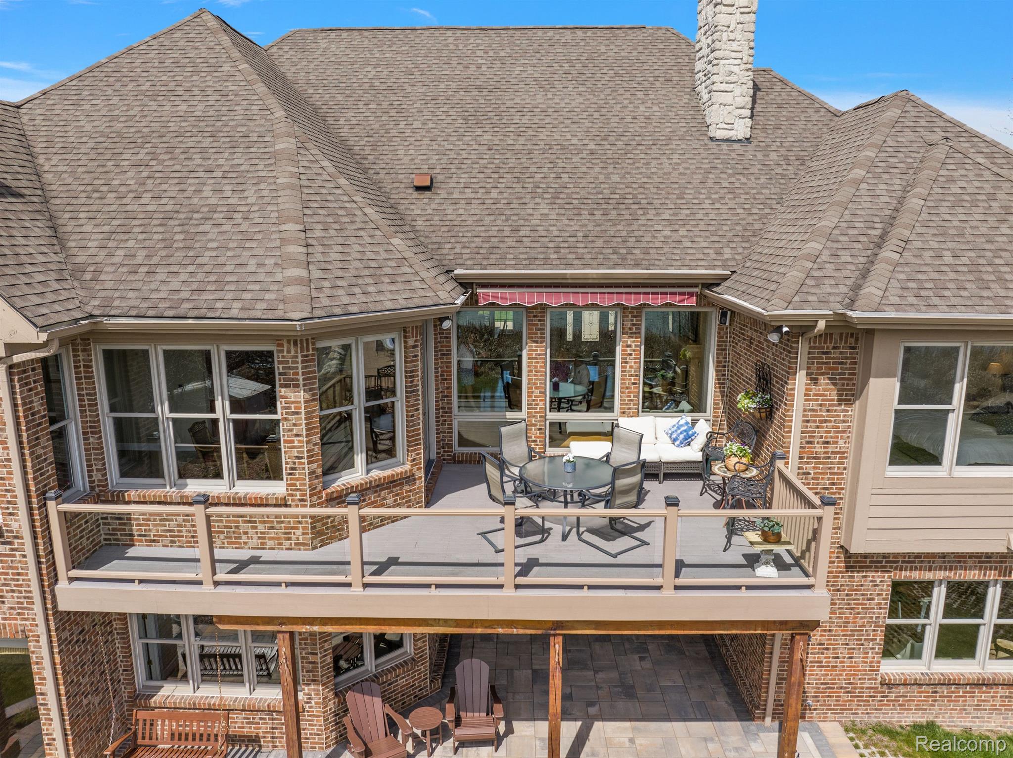 2087 CLIFFSIDE Drive