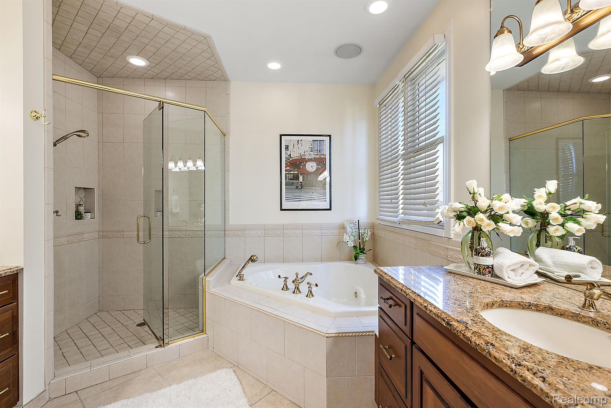 2087 CLIFFSIDE Drive