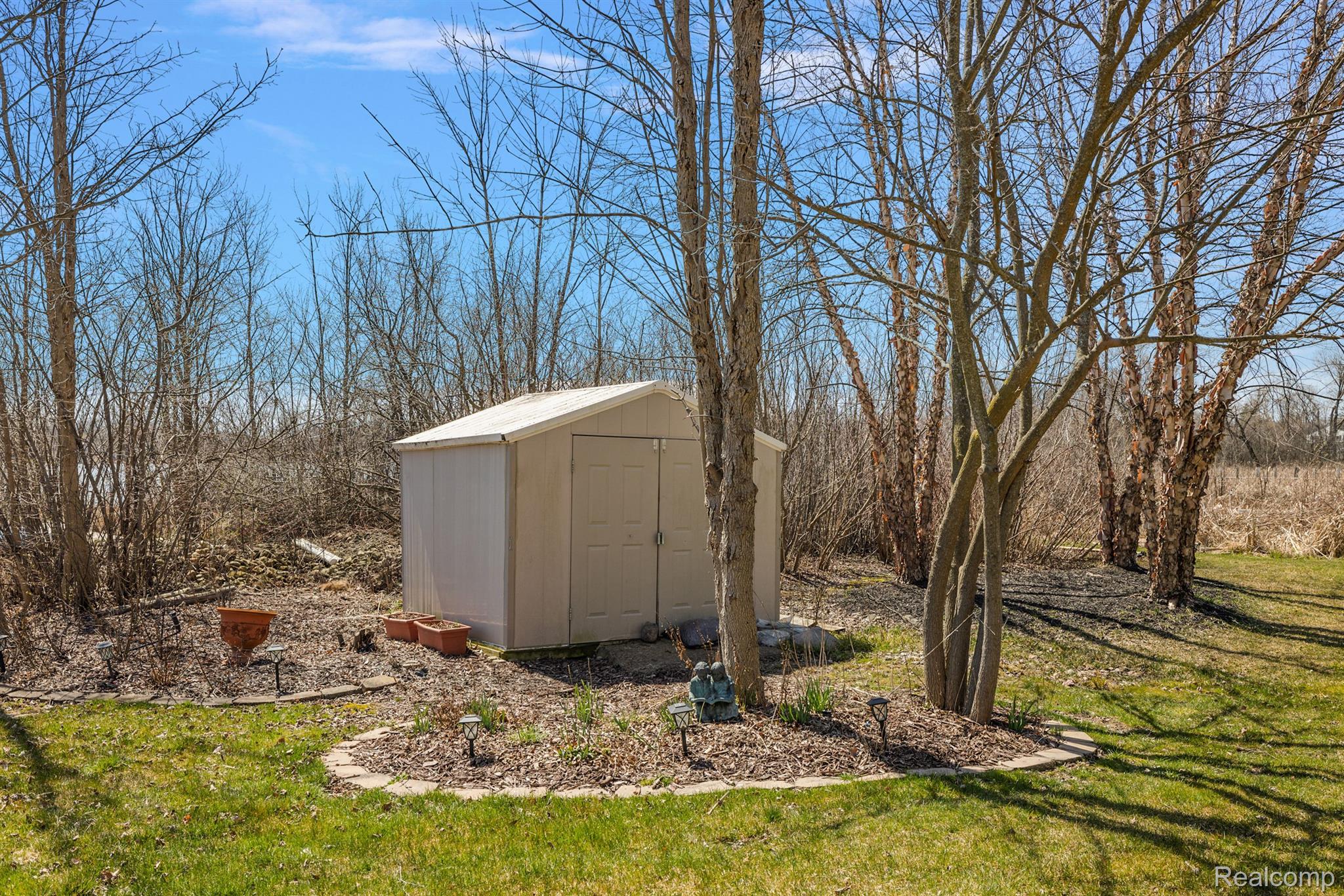 2087 CLIFFSIDE Drive