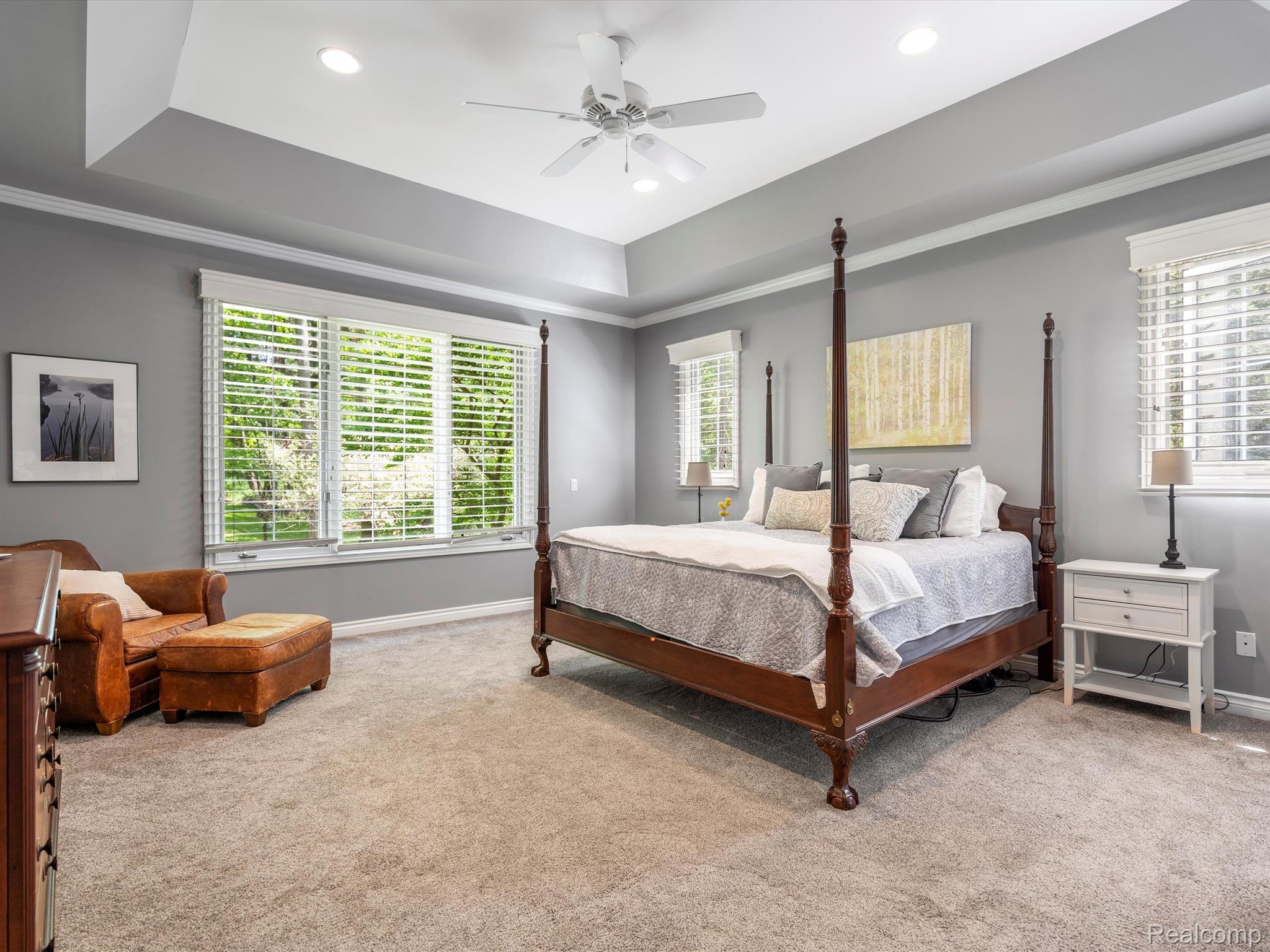 1331 Avon Circle W