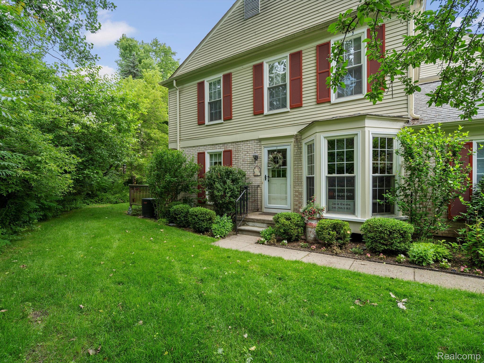 1233 CANDLESTICK Lane