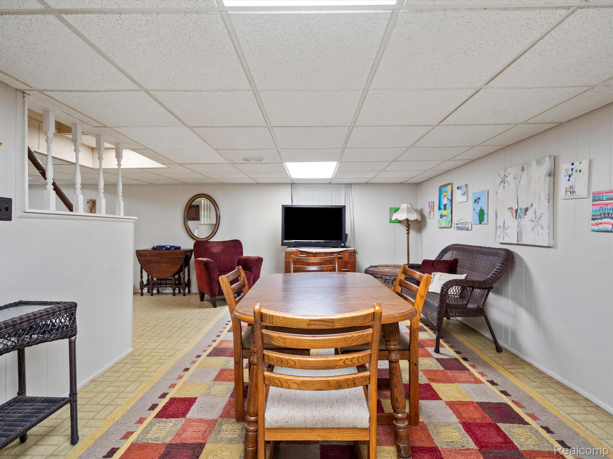 1233 CANDLESTICK Lane