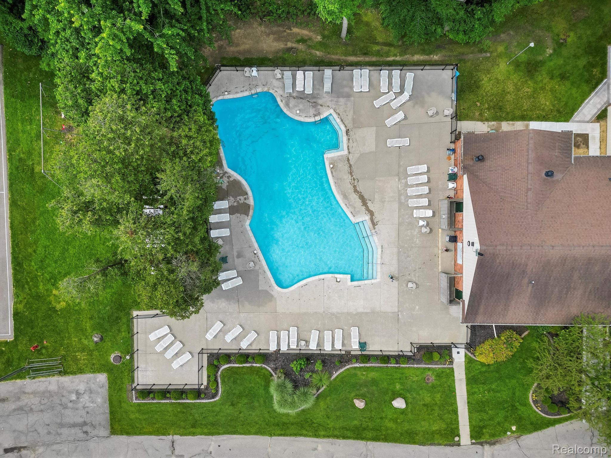 1233 CANDLESTICK Lane