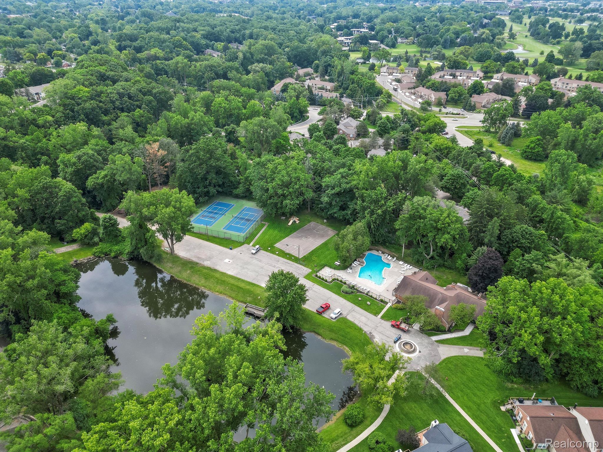 1233 CANDLESTICK Lane