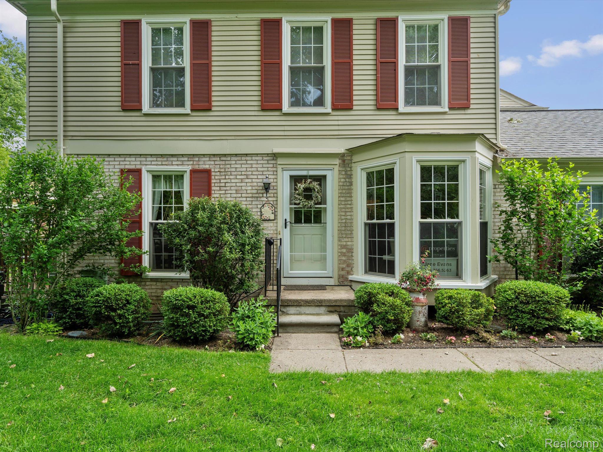 1233 CANDLESTICK Lane