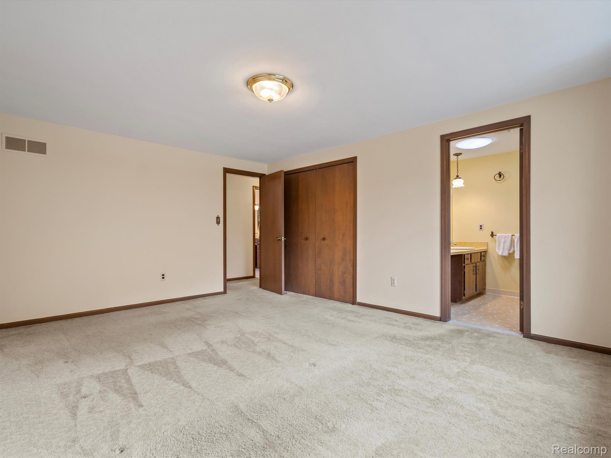 5984 MARBLE Drive