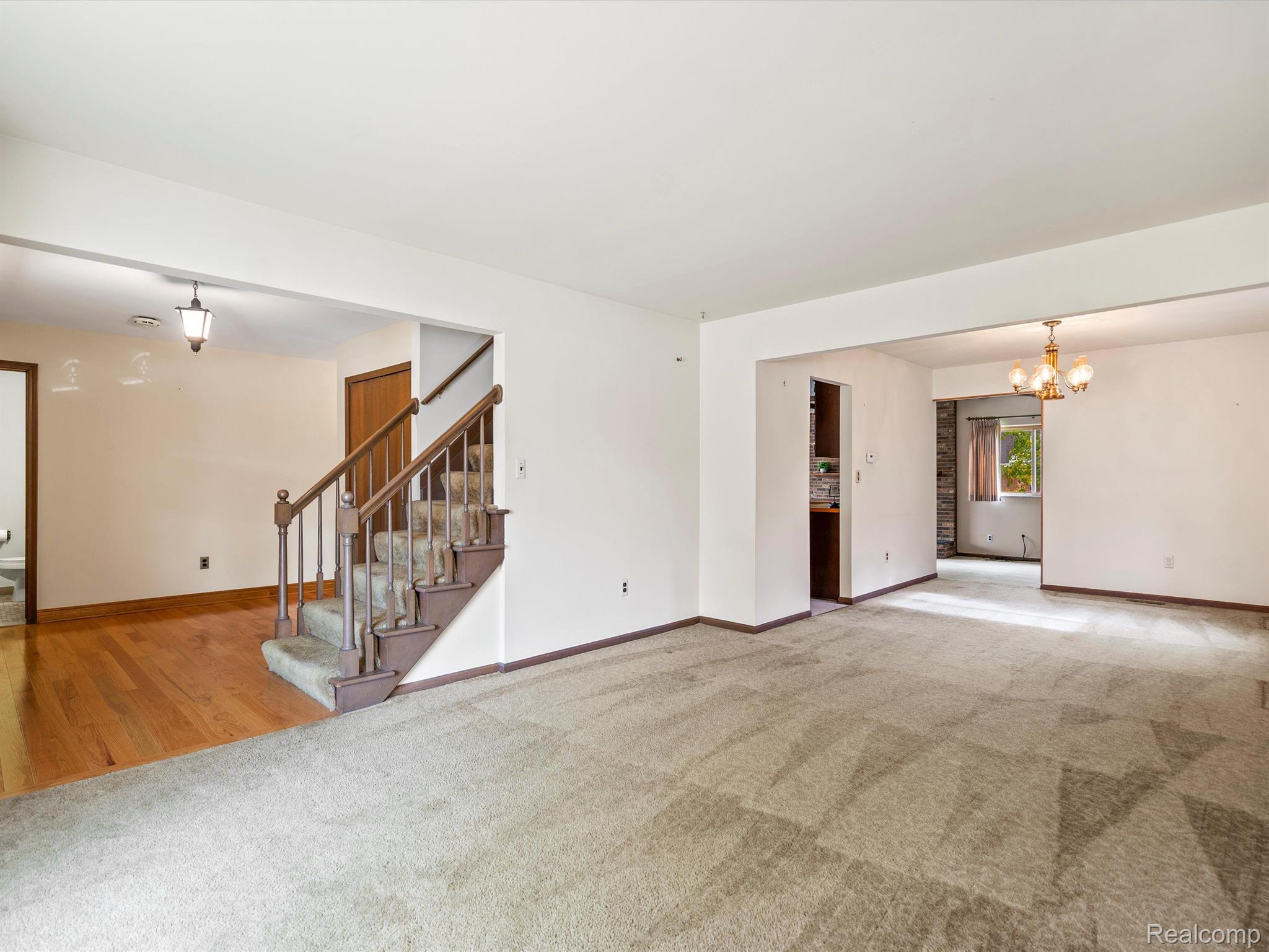 5984 MARBLE Drive