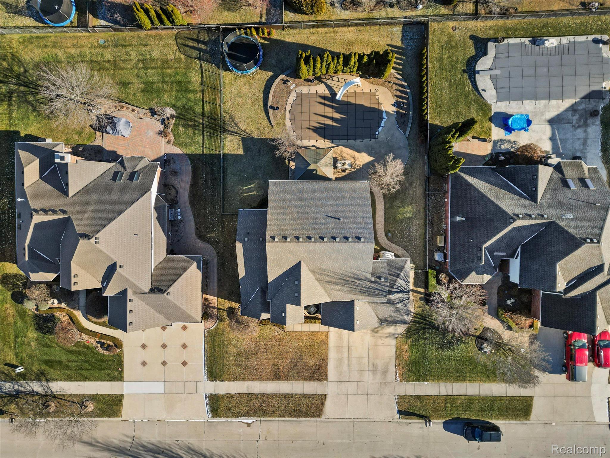 46490 MARINER Drive
