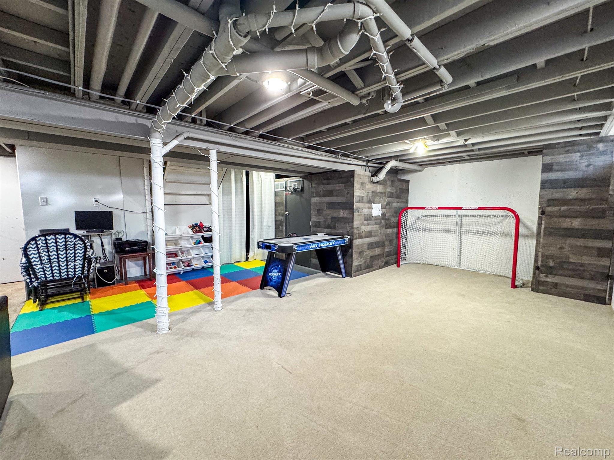 708 DRESSLER Lane