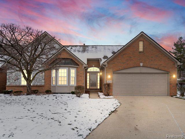 3835 ARBOR Drive