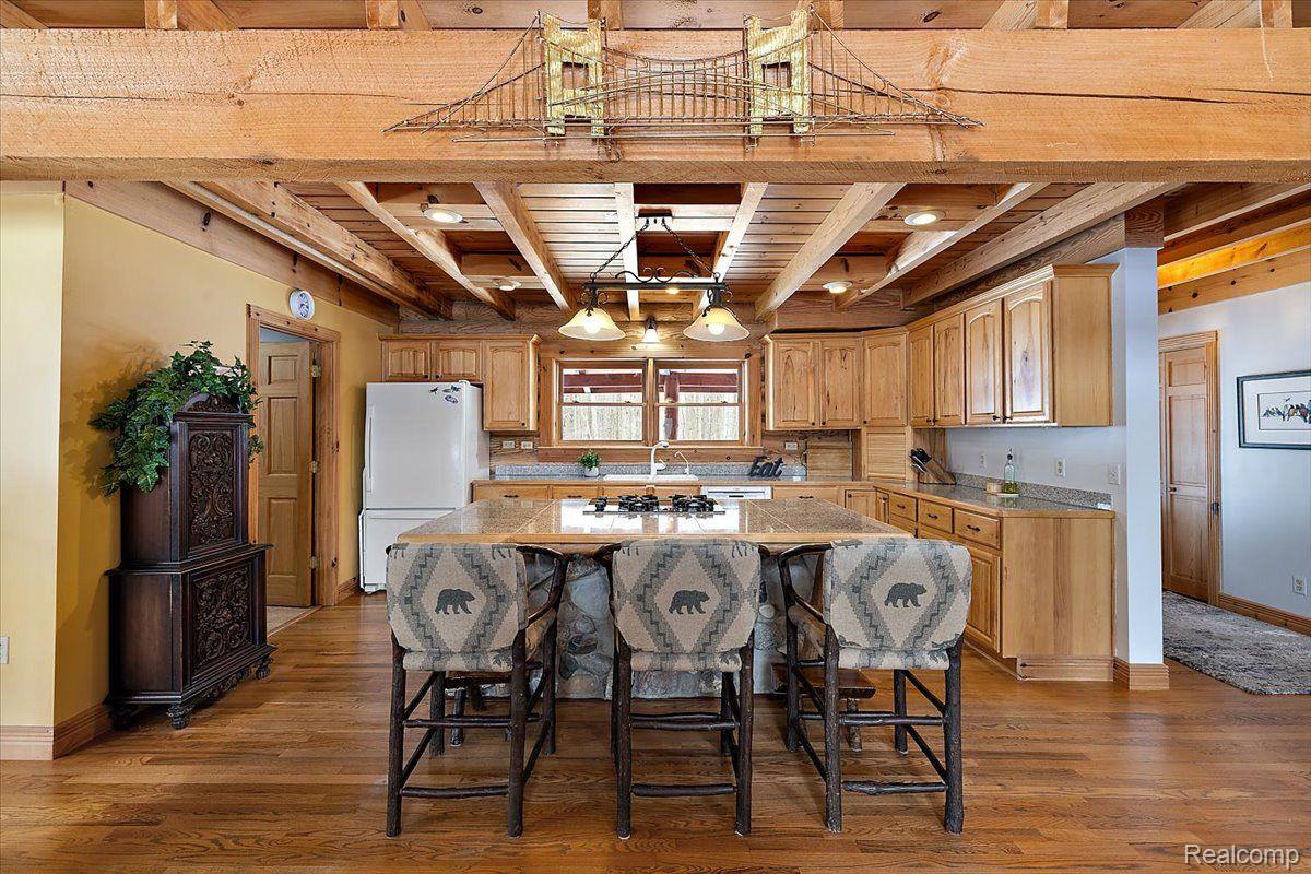 10287 GIBBS Road