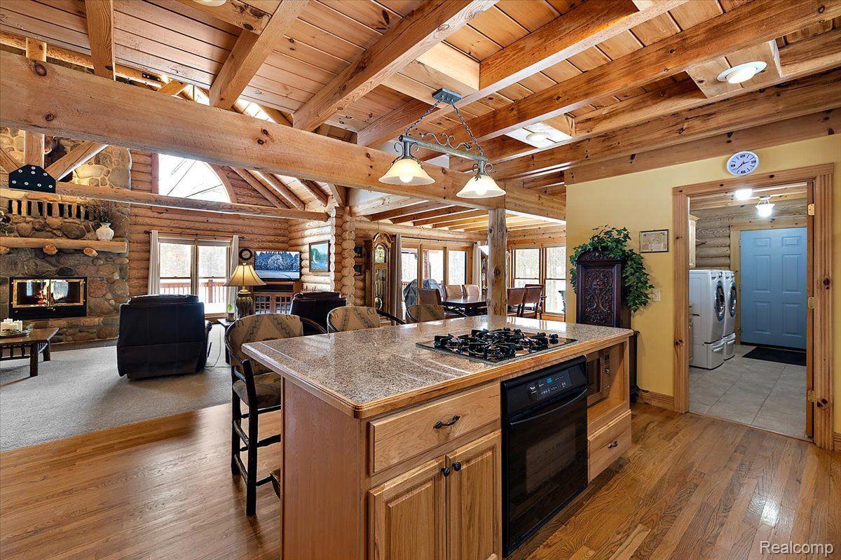 10287 GIBBS Road